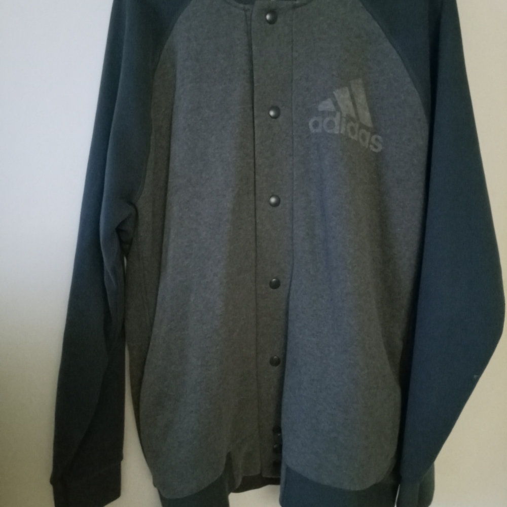 Adidas Sport Essentials (fall) jacket..size xl.
